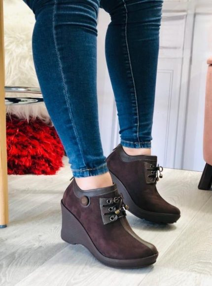 Botas bajas de cierre cordón