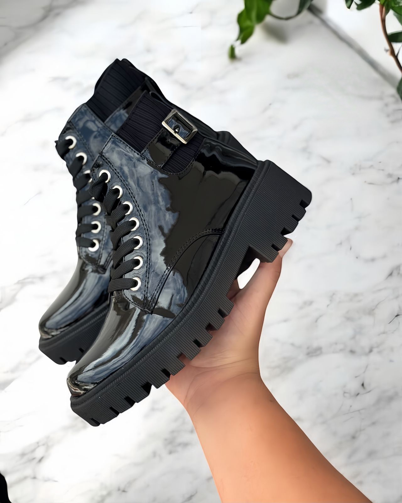 Botas piel boston gamuza elastico con elastico y hebilla trasera negro 2 Botas piel boston gamuza elastico con elastico y hebilla trasera negro 2 - Imagen 1