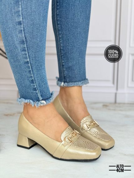 Cuero confort meter estilo tacón bajo beige