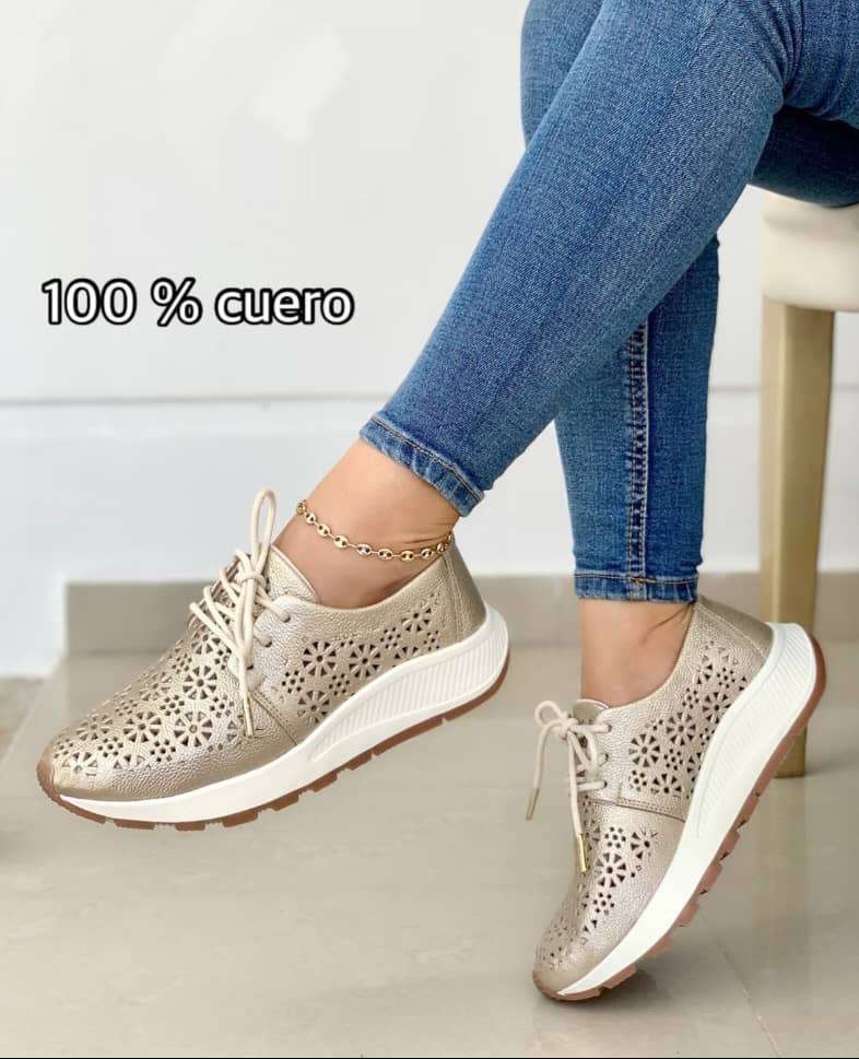 TENIS DE ABUJEROS BLANCO HUESO (1) TENIS DE AGUJEROS - Imagen 1