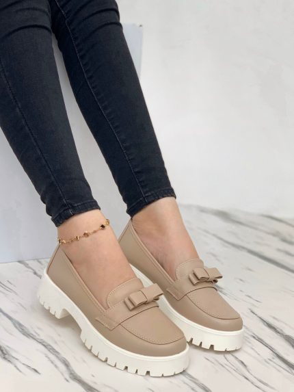 Zapatos chongo grueso beige