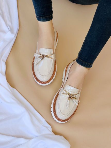 Zaptato bajito cuero blanco