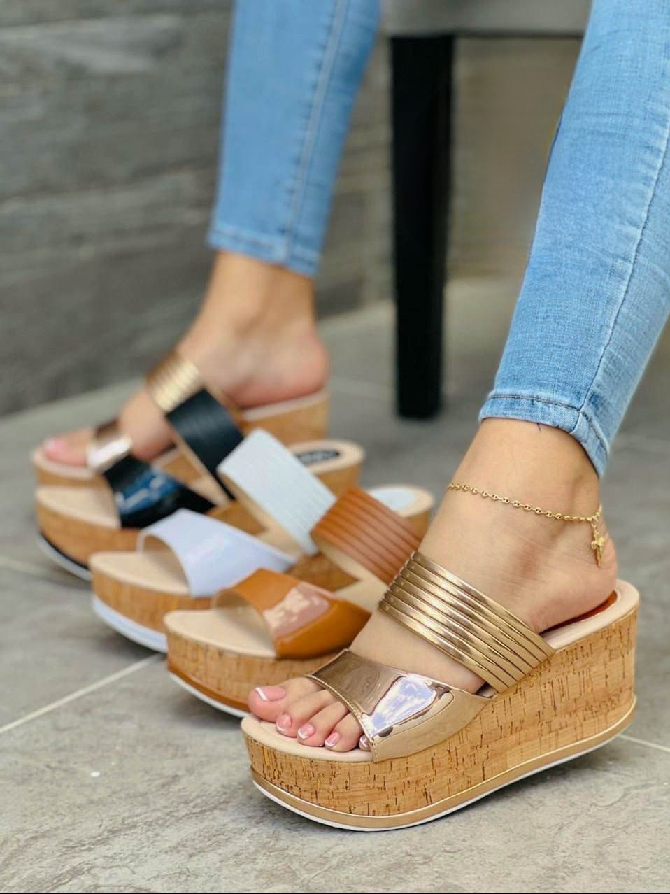 IMG-20250404-WA0085 Sandalia plataforma de meter con fajitas delanteras - Imagen 1