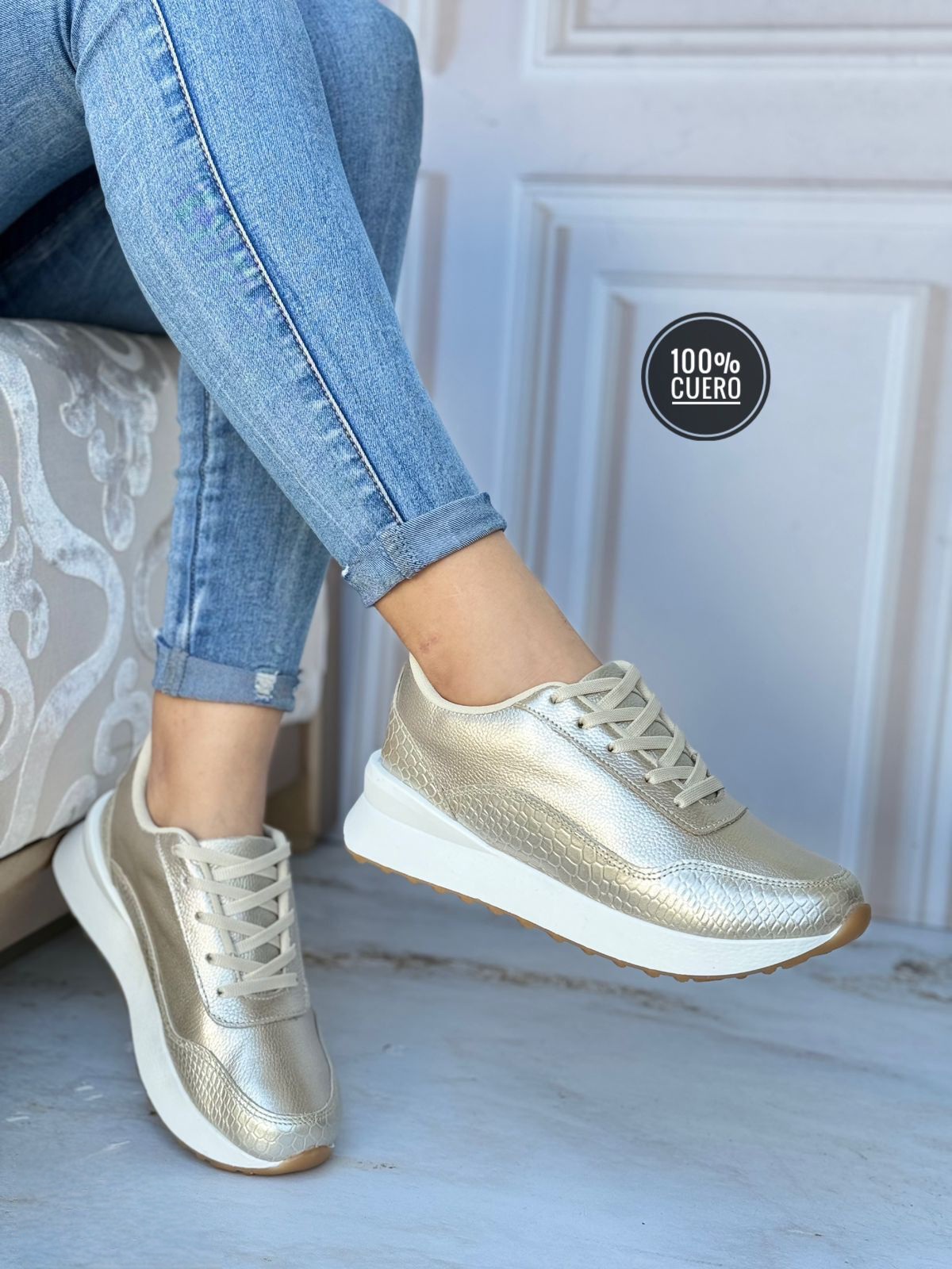 tenis decoracion por la suela rose gold (1) TENIS DECORACIÓN POR LA SUELA - Imagen 1